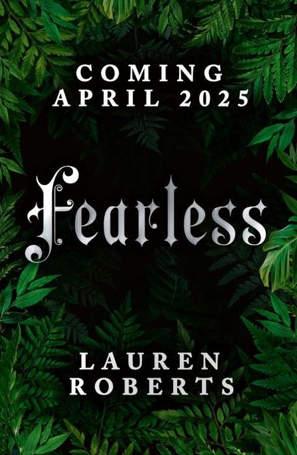 Front cover of FEARLESS ; POWERLESS BOOK 3