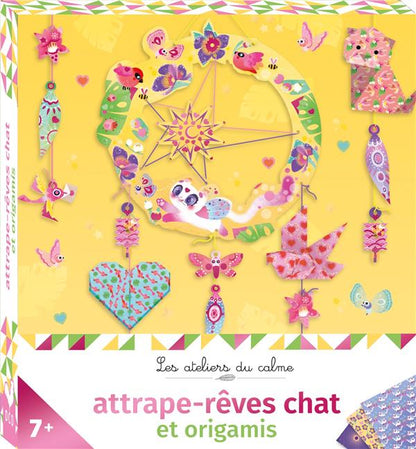 Front cover of Les ateliers du calme : attrape-rêves chat et origamis