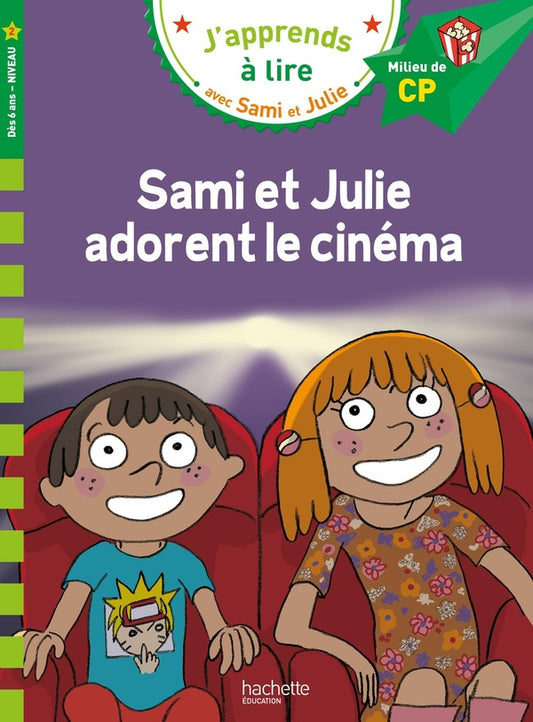 Front cover of J'apprends à lire avec Sami et Julie : CP niveau 2 ; Sami et Julie adorent le cinéma