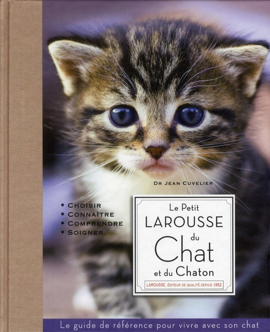 Front cover of Petit Larousse du chat et du chaton