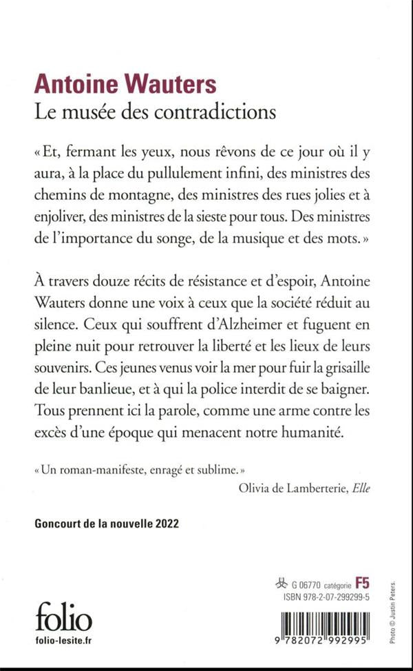 Back cover of Le musée des contradictions                     (Goncourt de la nouvelle 2022)