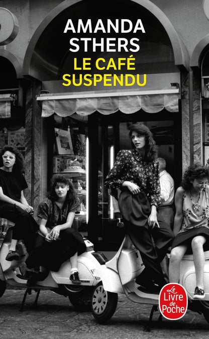 Front cover of Le Café suspendu