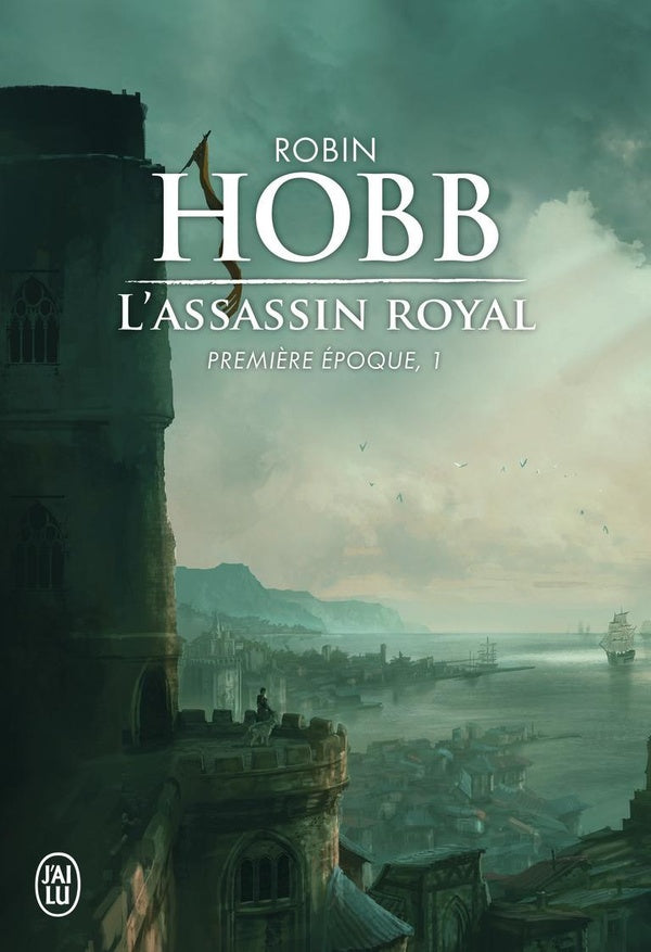Front cover of L'assassin royal : La citadelle des ombres : Intégrale vol.1 : Tomes 1 à 3 : première époque