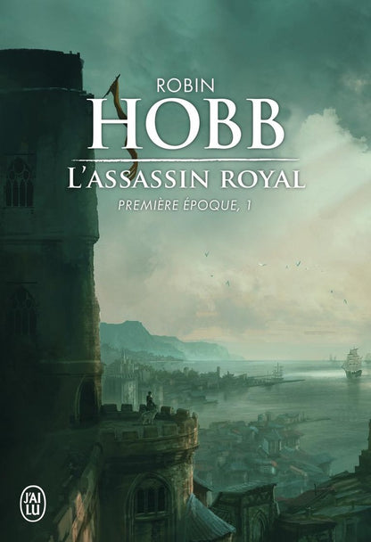 Front cover of L'assassin royal : La citadelle des ombres : Intégrale vol.1 : Tomes 1 à 3 : première époque