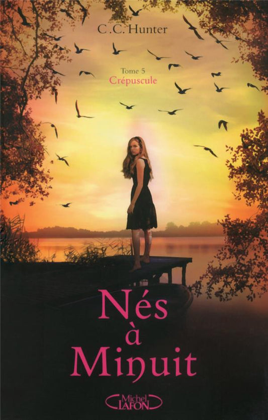 Front cover of Nés à minuit Tome 5 : crépuscule