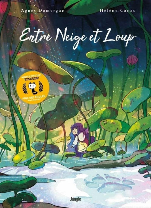 Front cover of Entre neige et loup                     (édition collector ; Prix des écoles, Angoulême 2021)